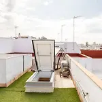 Bright With Ac And Rooftop Terrace In The Heart Of Quarto em Acomodações Particulares Cádis