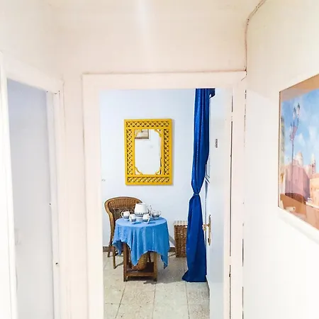 Privatunterkunft Bright With Ac And Rooftop Terrace In The Heart Of *